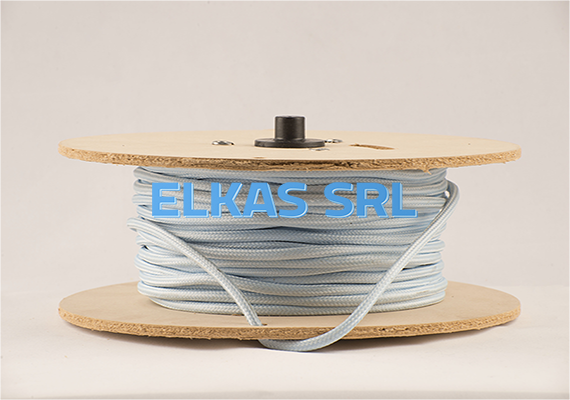 Nuestros cables cuentan con certificación. Además cuentan con un proceso de pegado que evita que se despelucen en su armado.